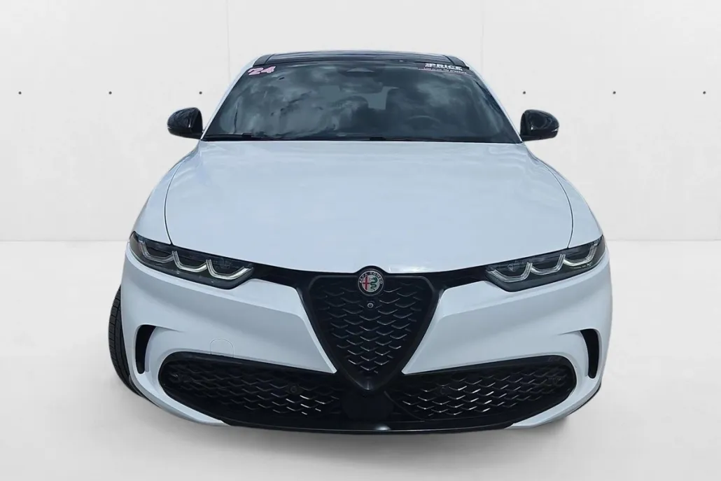 2024 Alfa Romeo Tonale Veloce photo 1