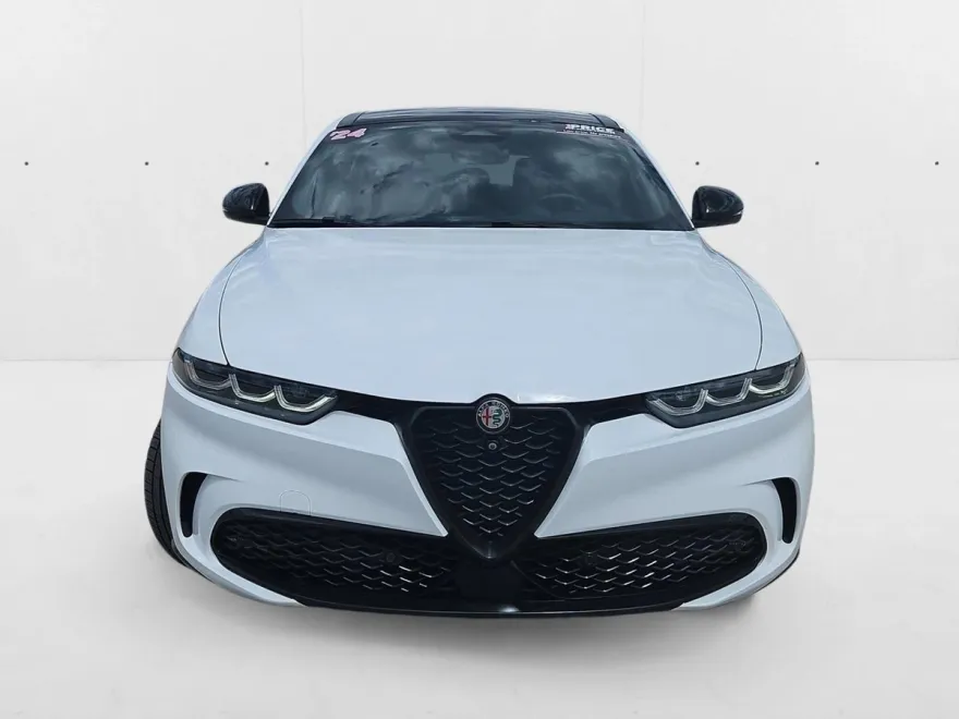 2024 Alfa Romeo Tonale Veloce photo 1