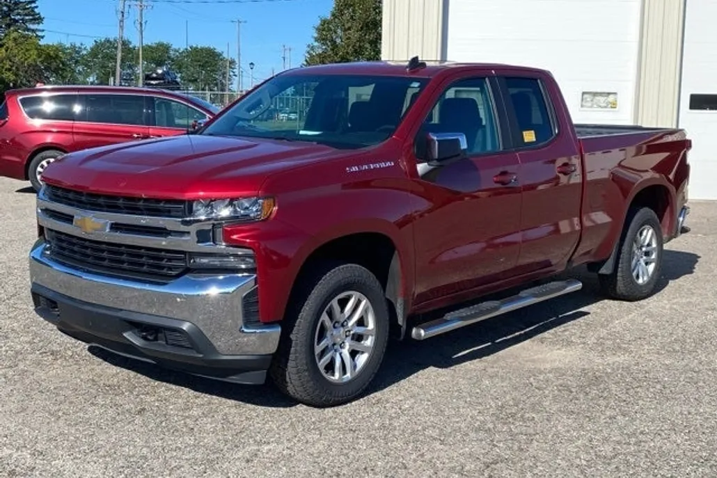 2019 Chevrolet Silverado 1500 LT photo 1