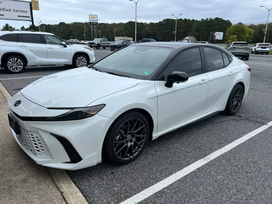 2025 Toyota Camry XSE photo 1