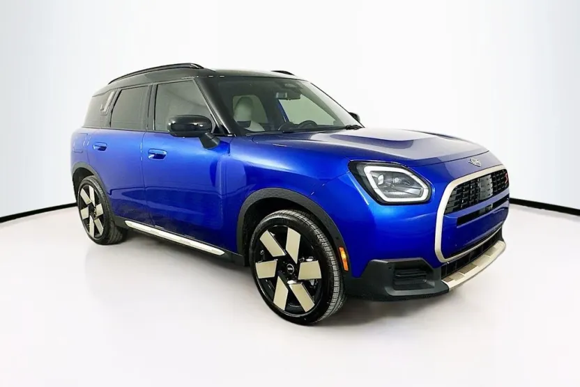 2025 Mini Countryman S ALL4 photo 1
