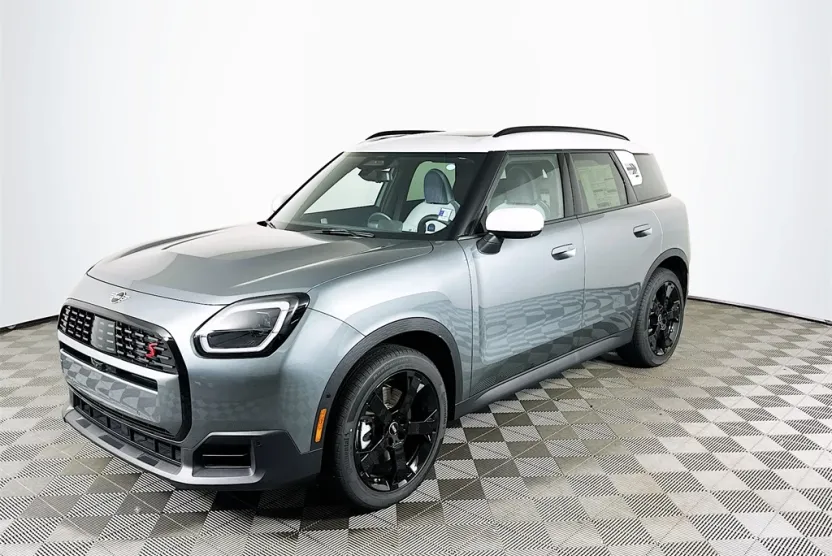 2026 Mini Countryman S ALL4 photo 1