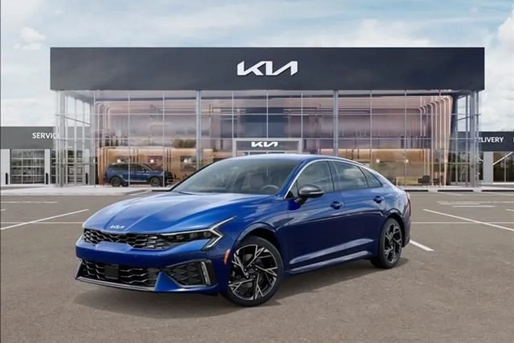 2026 Kia K5 GT-Line photo 1