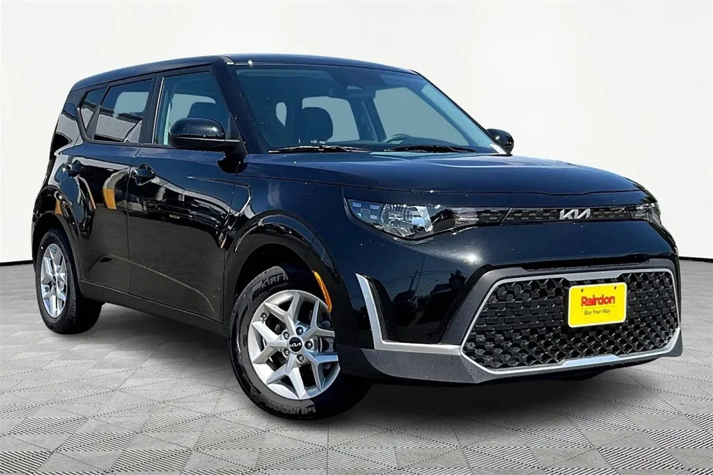 2025 Kia Soul S photo 1