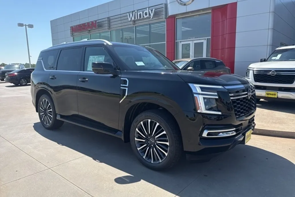 2025 Nissan Armada Platinum Reserve photo 1