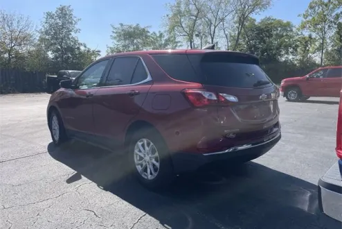 2019 Chevrolet Equinox LT photo 3
