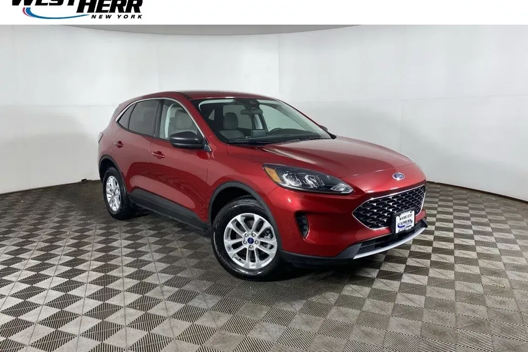 2022 Ford Escape SE photo 1