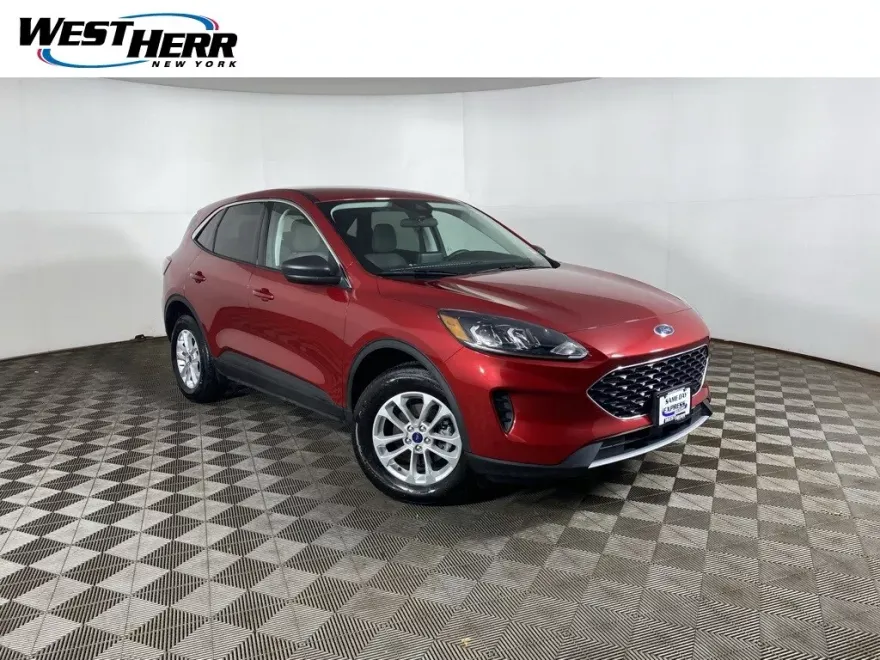 2022 Ford Escape SE photo 1