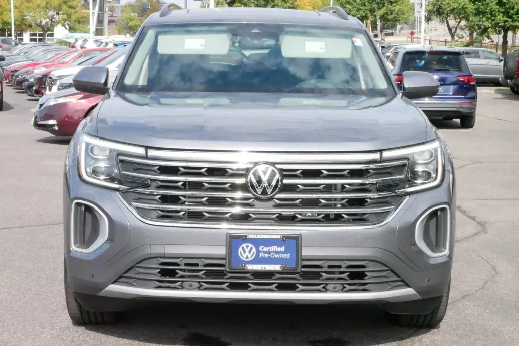 2025 Volkswagen Atlas SE Technology photo 1