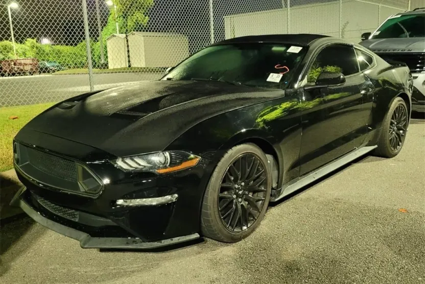 2018 Ford Mustang GT photo 1