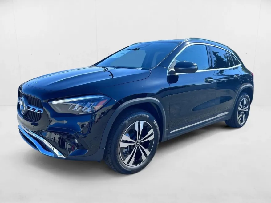 2026 Mercedes Benz GLA 250 4MATIC photo 1