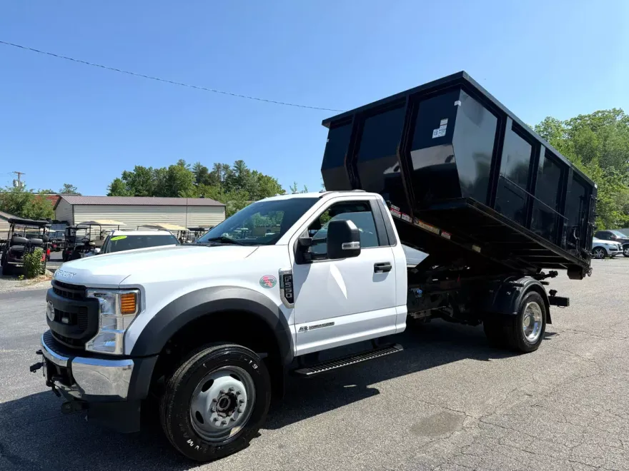 2020 Ford F-550 XL photo 1