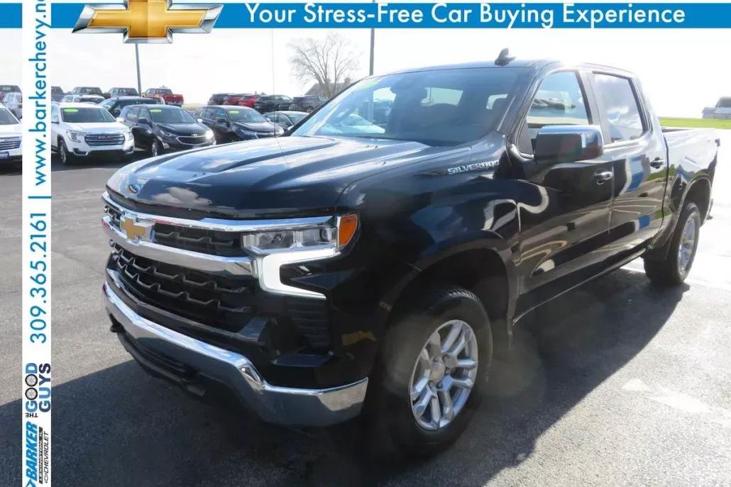 2023 Chevrolet Silverado 1500 LT photo 1
