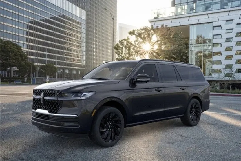 2025 Lincoln Navigator L Reserve photo 1