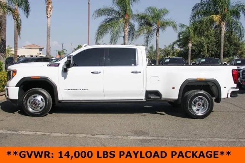 2022 Gmc Sierra HD Denali photo 1