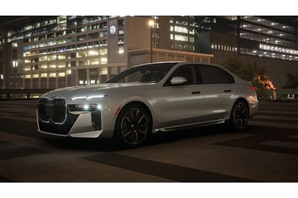 2025 Bmw 740i photo 1