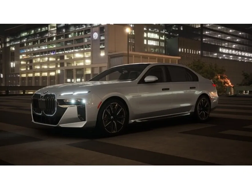 2025 Bmw 740i photo 1