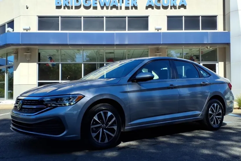 2024 Volkswagen Jetta S photo 1