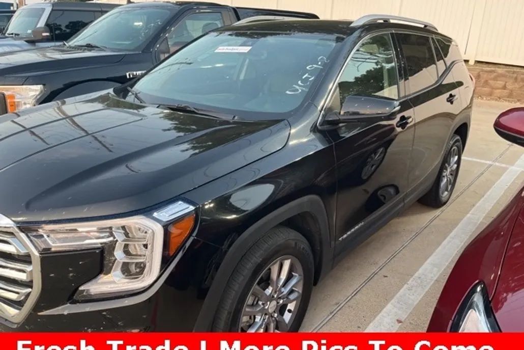 2024 Gmc Terrain SLT photo 1