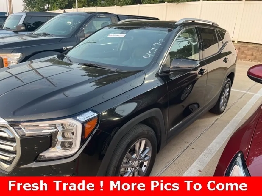 2024 Gmc Terrain SLT photo 1