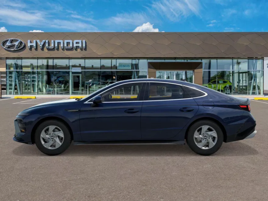 2026 Hyundai Sonata SE photo 1