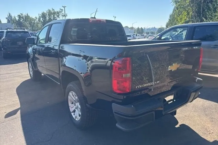 2017 Chevrolet Colorado LT photo 1