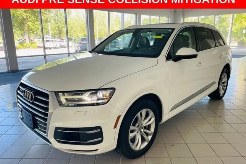 2017 Audi Q7 3.0T Premium Plus photo 1