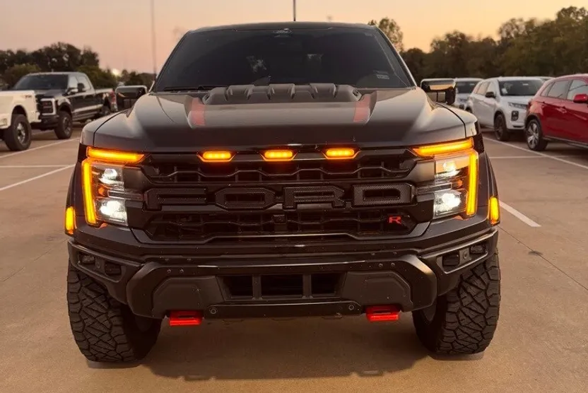 2024 Ford F-150 Raptor photo 1