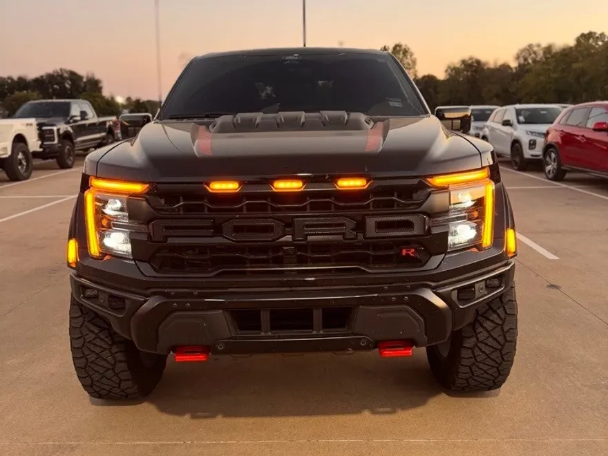 2024 Ford F-150 Raptor photo 1