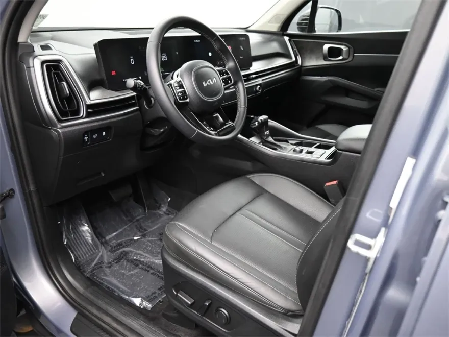 2024 Kia Sorento X-Line EX photo 1