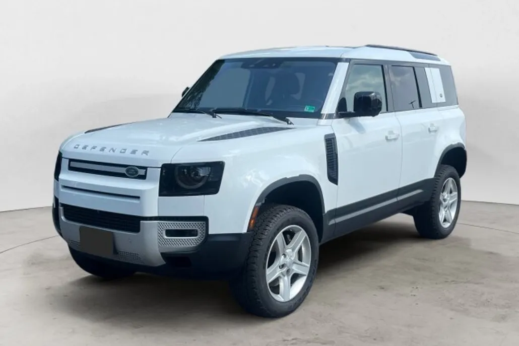 2020 Land Rover Defender SE photo 1