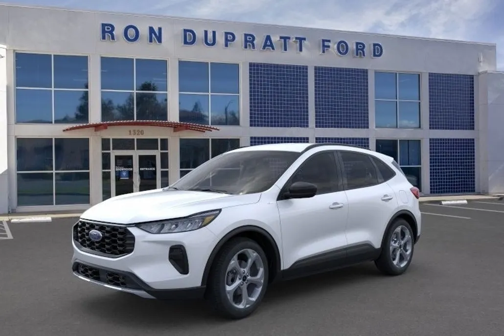 2025 Ford Escape ST-Line photo 1