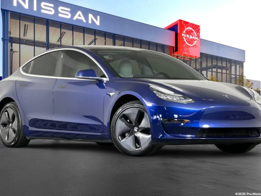 2018 Tesla Model 3 Long Range photo 1