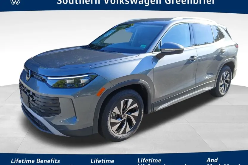 2025 Volkswagen Tiguan S photo 1