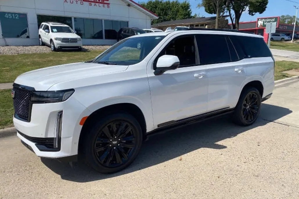 2022 Cadillac Escalade Sport Platinum photo 1