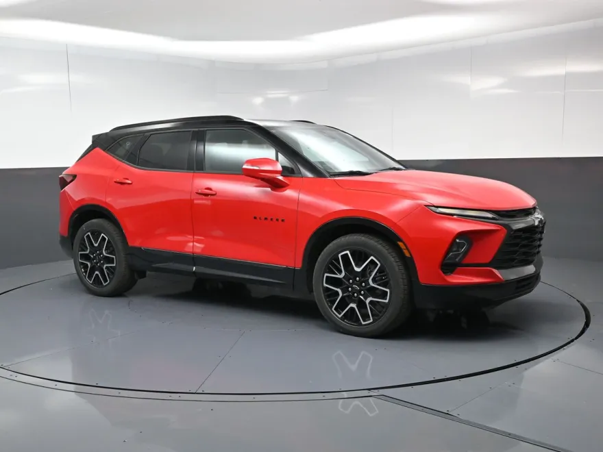 2023 Chevrolet Blazer RS photo 1
