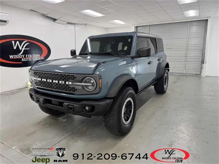 2023 Ford Bronco Badlands photo 1
