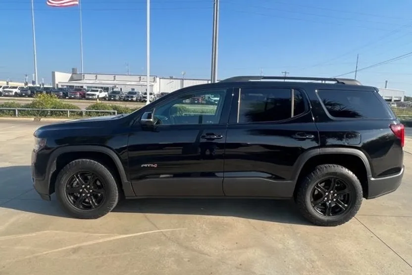 2022 Gmc Acadia AT4 photo 1