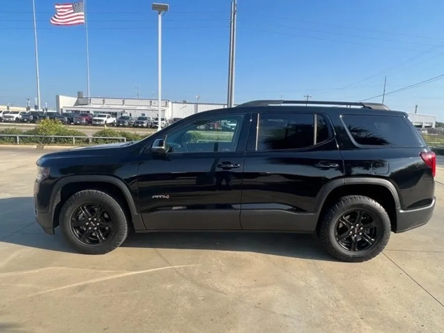 2022 Gmc Acadia AT4 photo 1