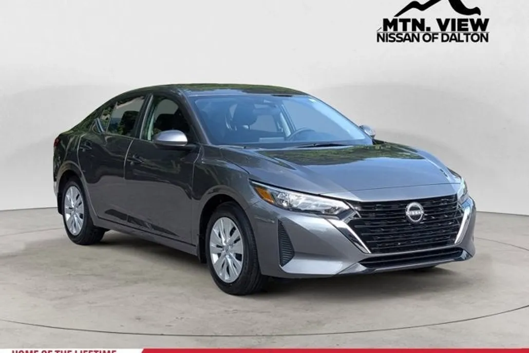 2025 Nissan Sentra S photo 1