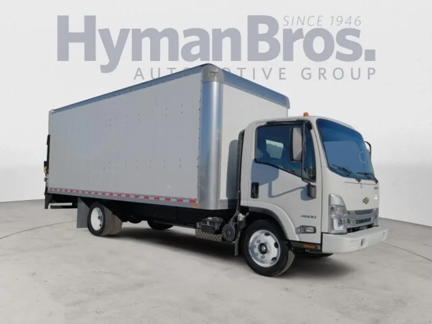 2023 Chevrolet Silverado 4500HD photo 1