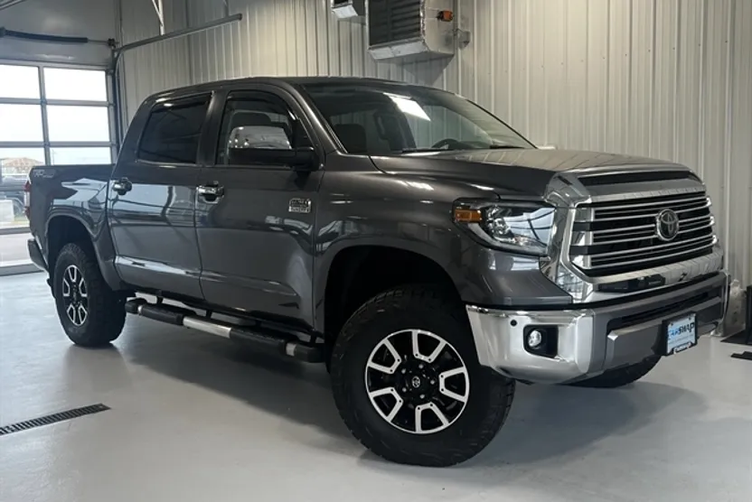2021 Toyota Tundra Platinum Grade photo 1