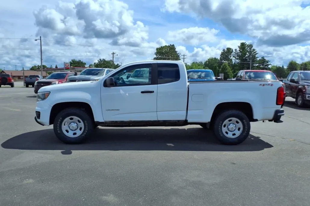 2017 Chevrolet Colorado Work Truck photo 1