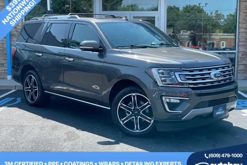 2021 Ford Expedition Limited photo 1