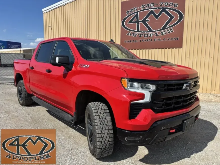 2022 Chevrolet Silverado 1500 LT Trail Boss photo 1