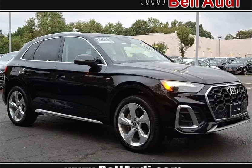 2022 Audi Q5 45 S line Premium Plus photo 1