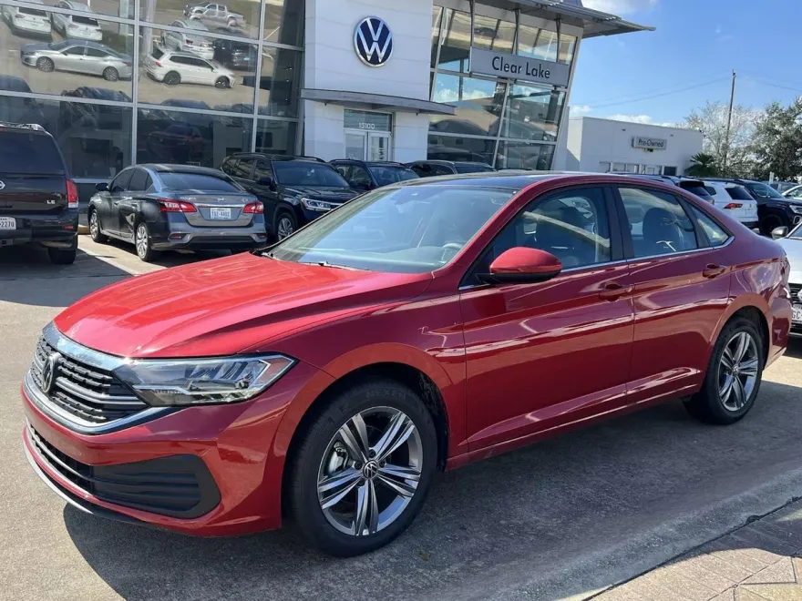 2023 Volkswagen Jetta SE photo 1
