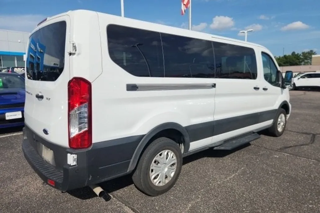 2023 Ford Transit Passenger XLT photo 1