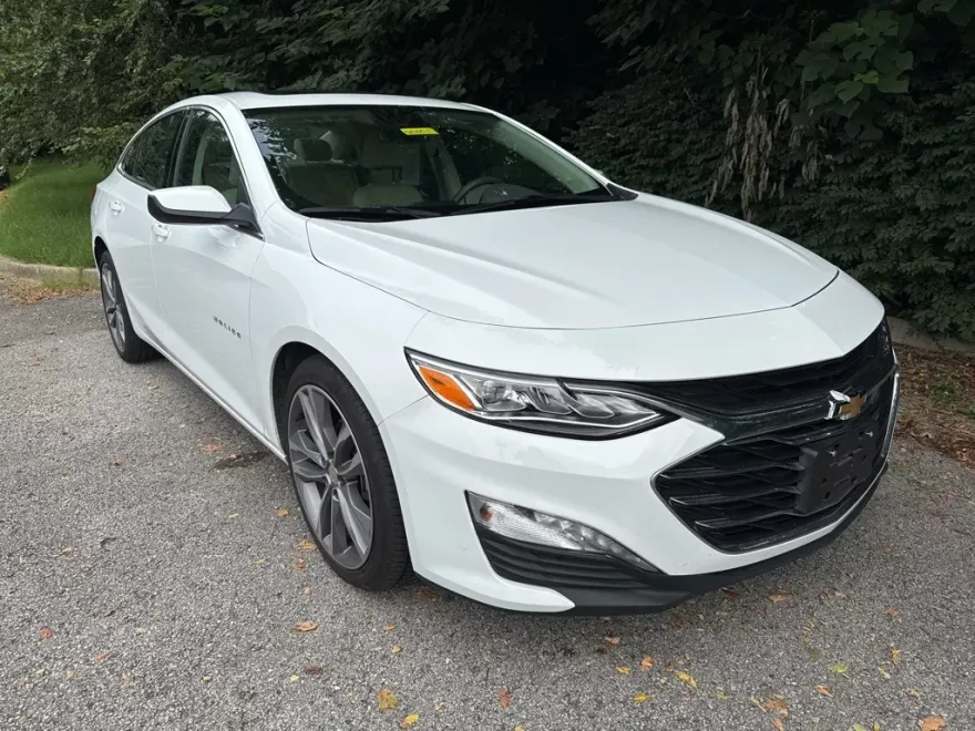 2024 Chevrolet Malibu Premier 2LT photo 1