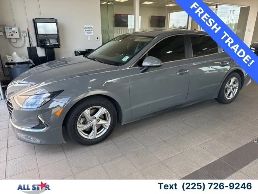 2020 Hyundai Sonata SE photo 1